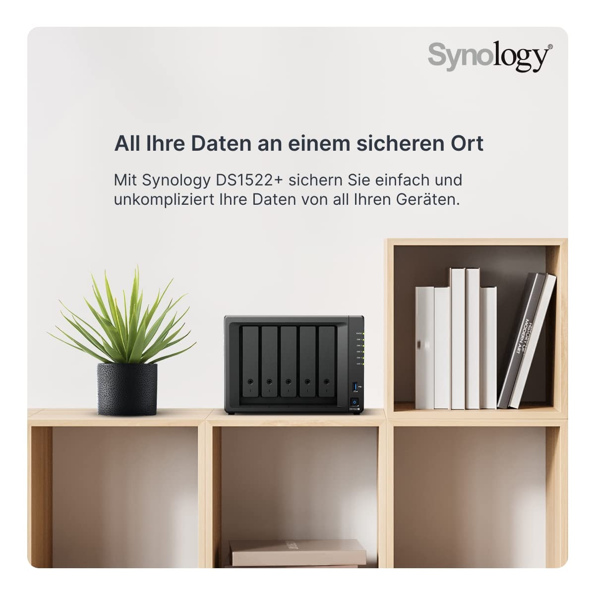 Synology DS1522+ 5 Baies Solution NAS de Bureau 5x3,5/2,5" SATA HDD/SSD, 2X M.2 2280 NVMe SSD, 8GB RAM Noir