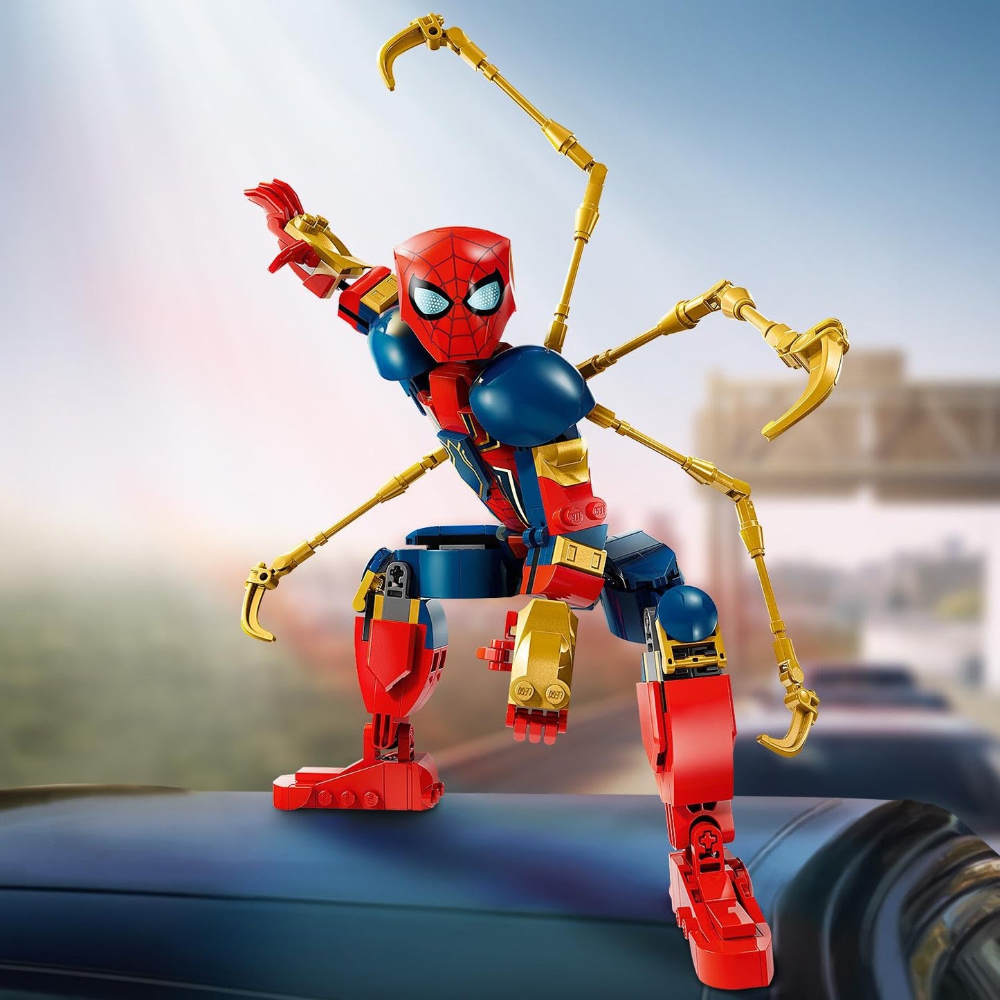 LEGO Marvel Figurine d'Iron Spider-Man à Construire Jeu de Rôle pour Garçons et Filles de 8 Ans et Plus, Idée Cadeau pour Enfant Fan de Spiderman et Avengers 76298